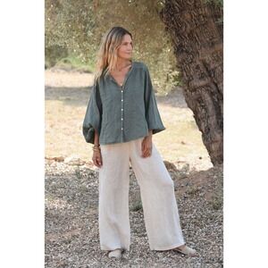 Beachwood NWT Lily Blouse Fern Green Linen Button Front Puff Sleeve- One Size